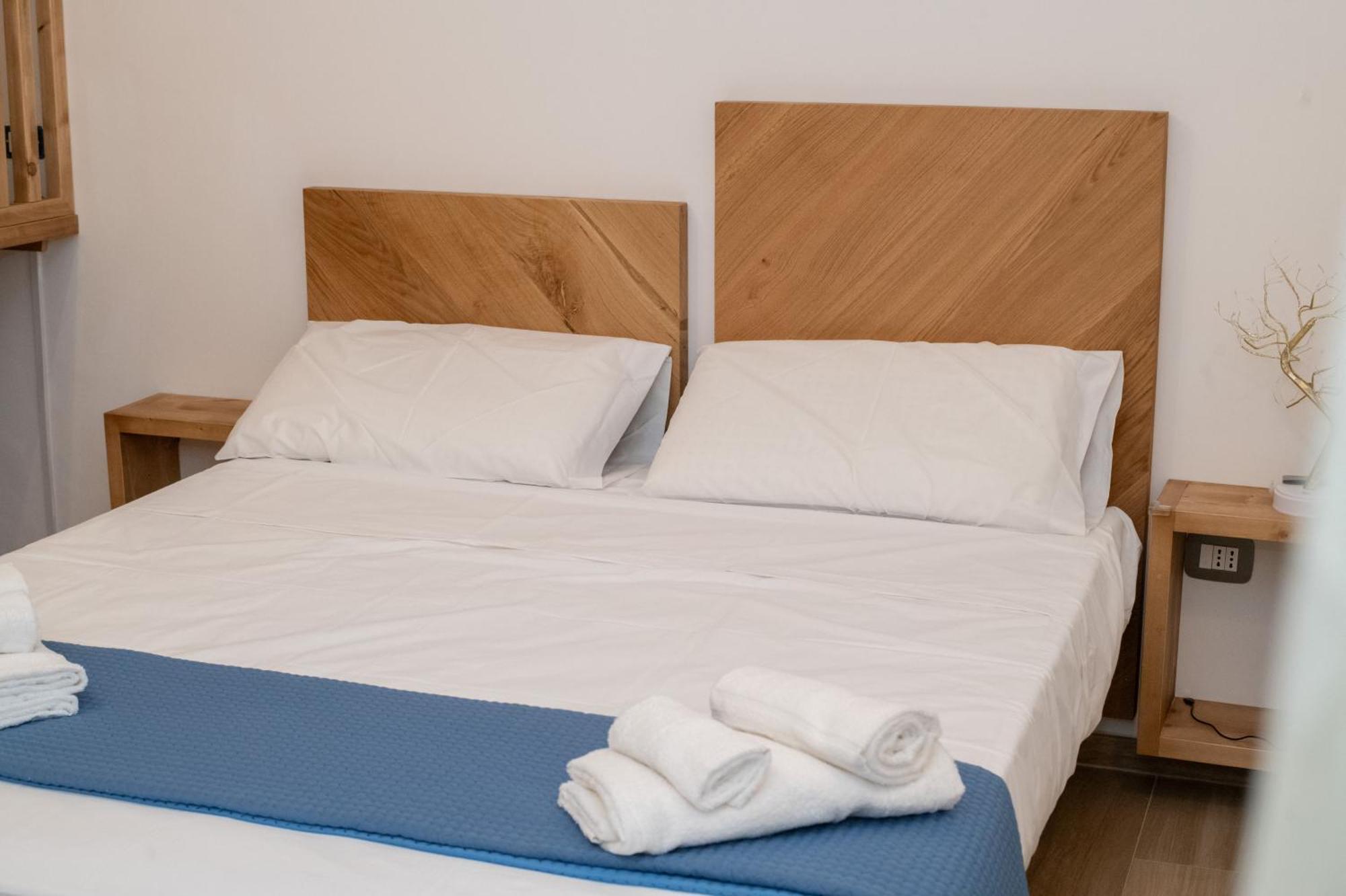 Pietra Bianca Bed & Breakfast Кутрофиано Екстериор снимка