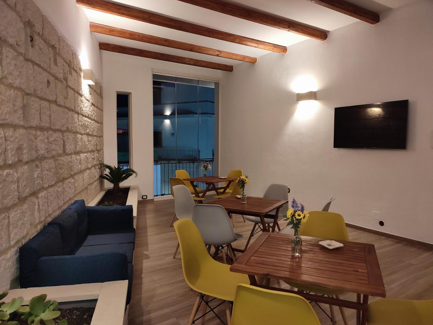 Pietra Bianca Bed & Breakfast Кутрофиано Екстериор снимка