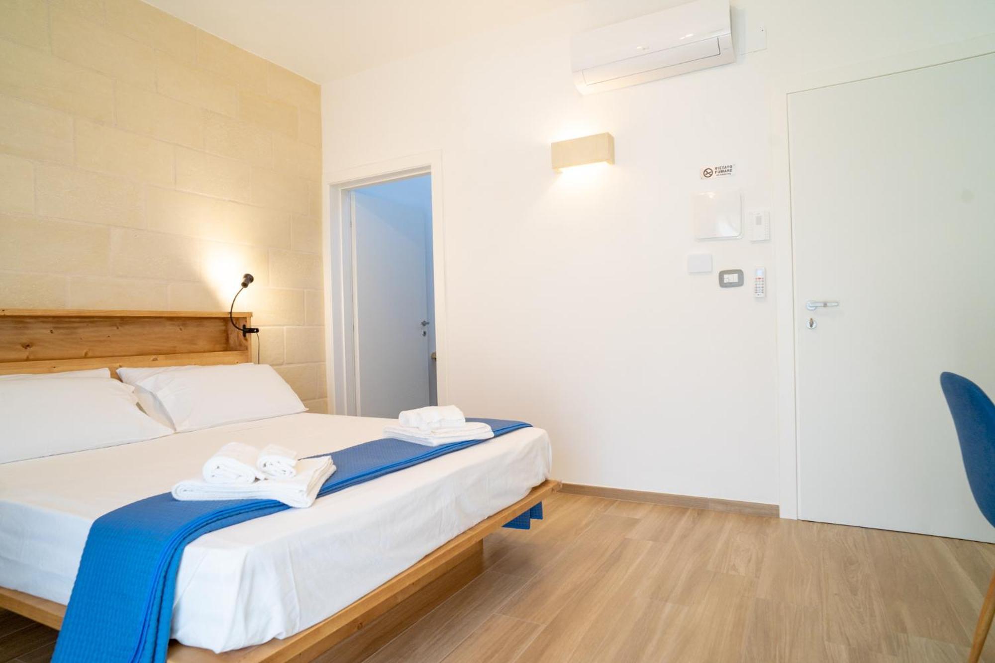 Pietra Bianca Bed & Breakfast Кутрофиано Екстериор снимка