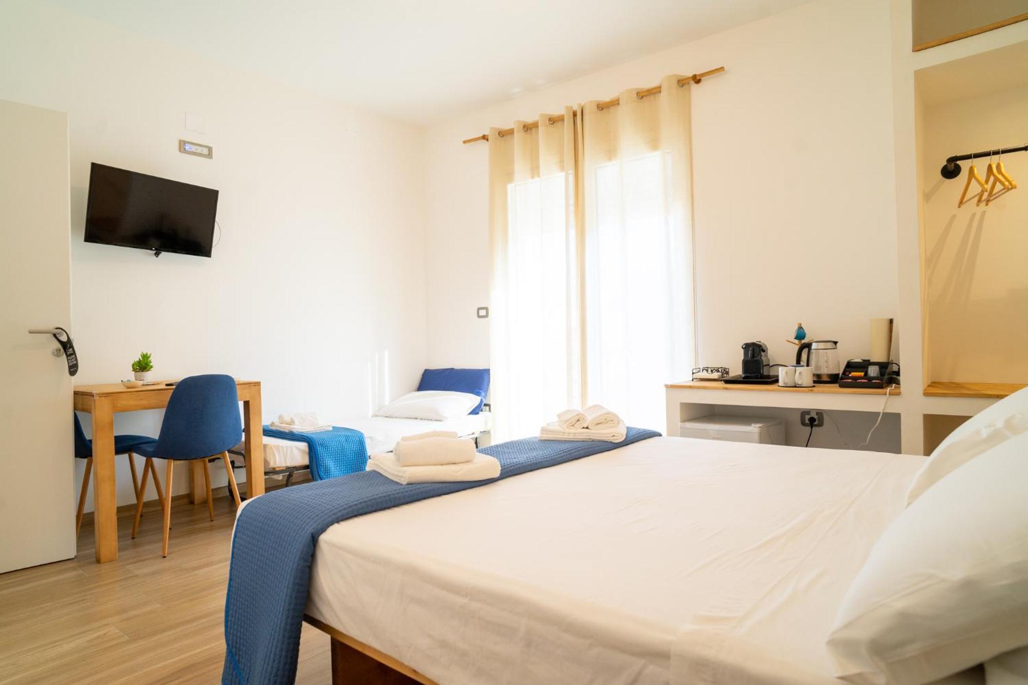 Pietra Bianca Bed & Breakfast Кутрофиано Екстериор снимка