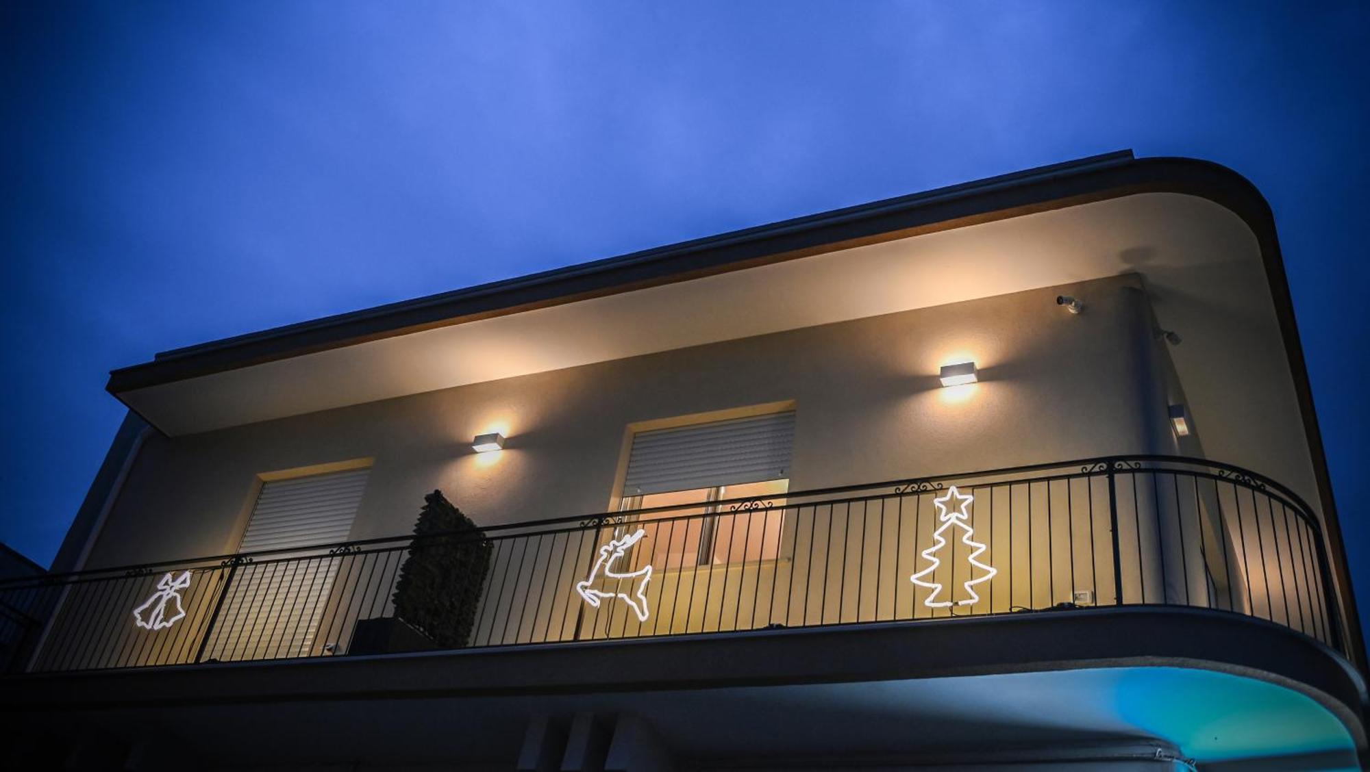 Pietra Bianca Bed & Breakfast Кутрофиано Екстериор снимка